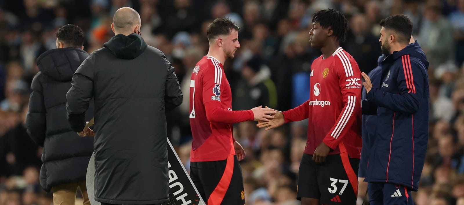 Mason Mount ruled out of Carabao Cup clash vs. Tottenham Hotspur, Noussair Mazraoui a major doubt – Man United News And Transfer News